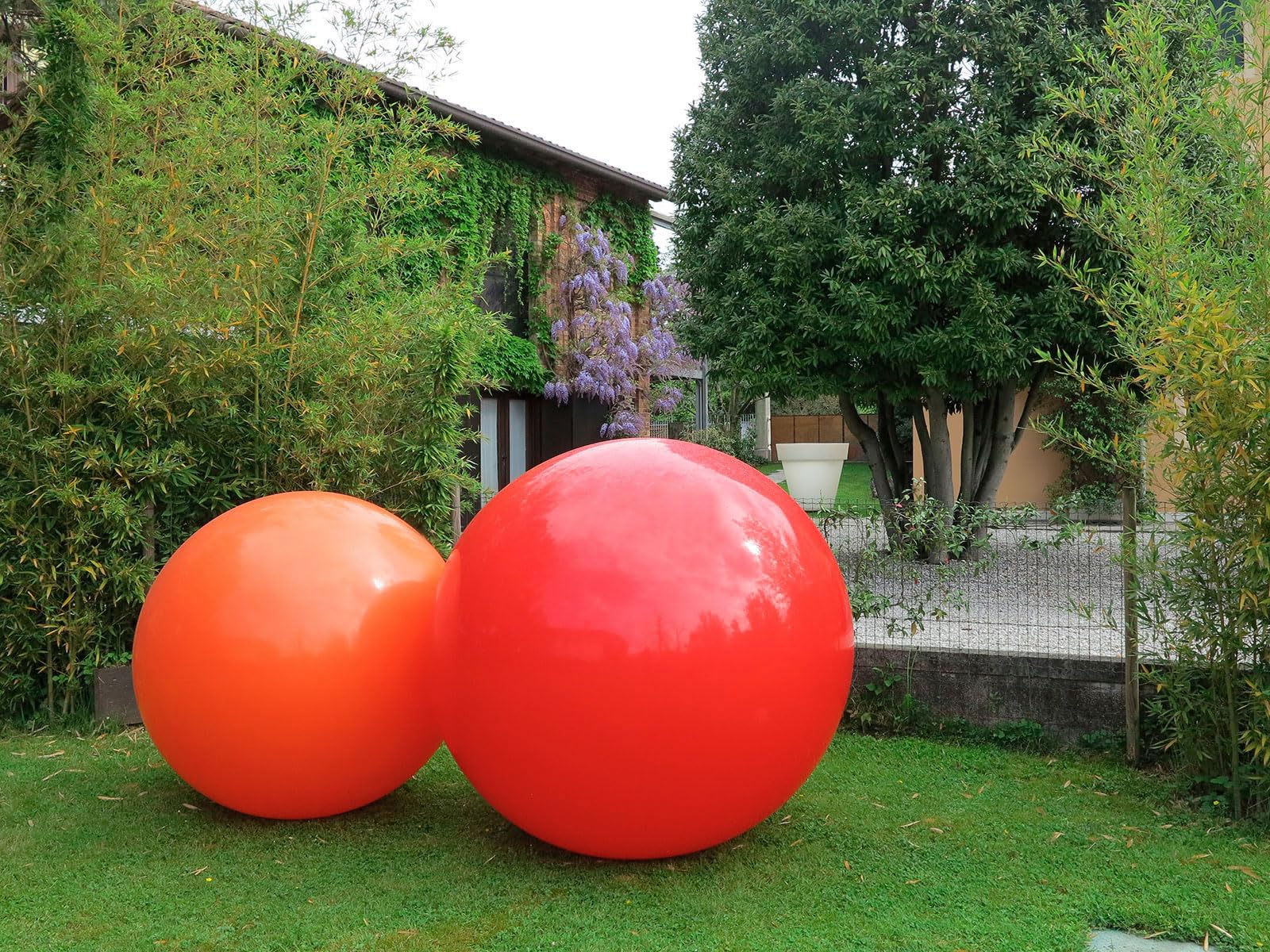 Gymnic Megaball: Group Activity Fitness Ball, Orange (150 cm) - Image 3